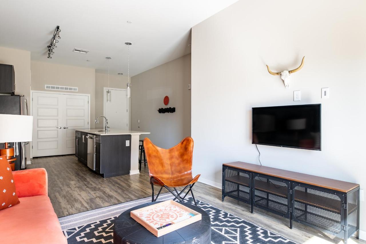 Luxury Uptown By Wanderjaunt Phoenix