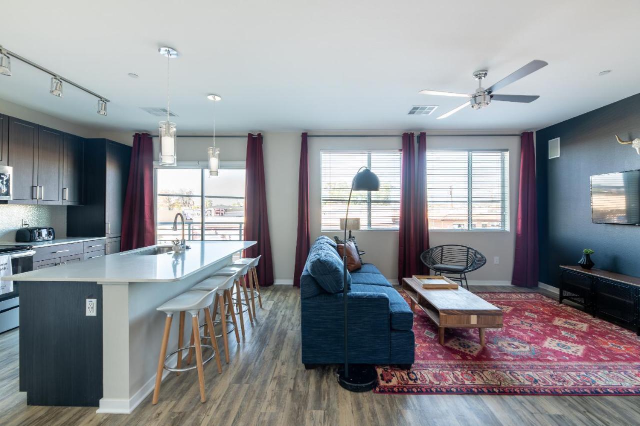 Apartment Luxury Uptown By Wanderjaunt