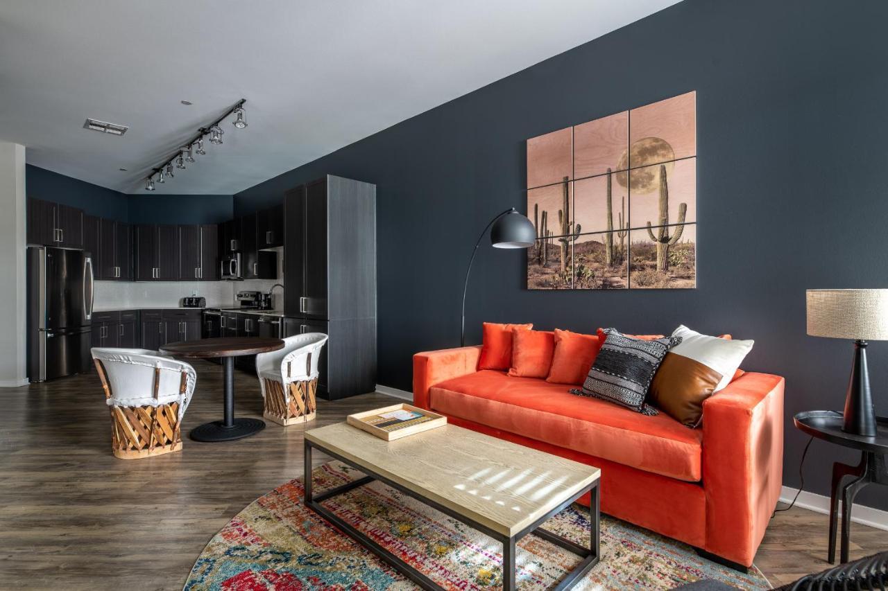 Apartment Luxury Uptown By Wanderjaunt *