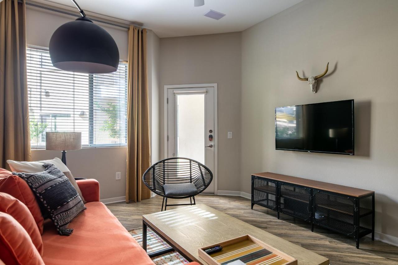 Apartment Luxury Uptown By Wanderjaunt Phoenix