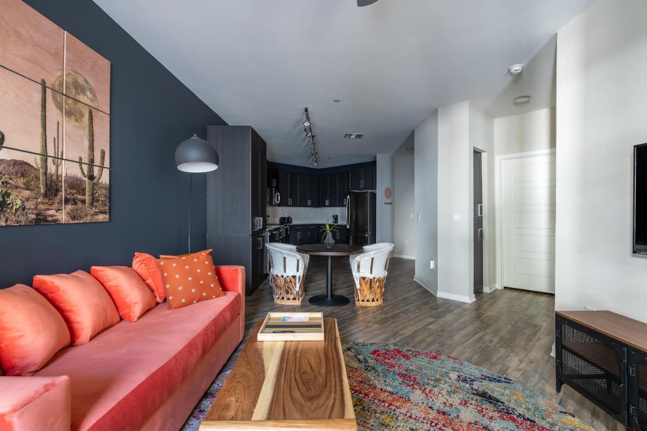 Apartment Luxury Uptown By Wanderjaunt Phoenix