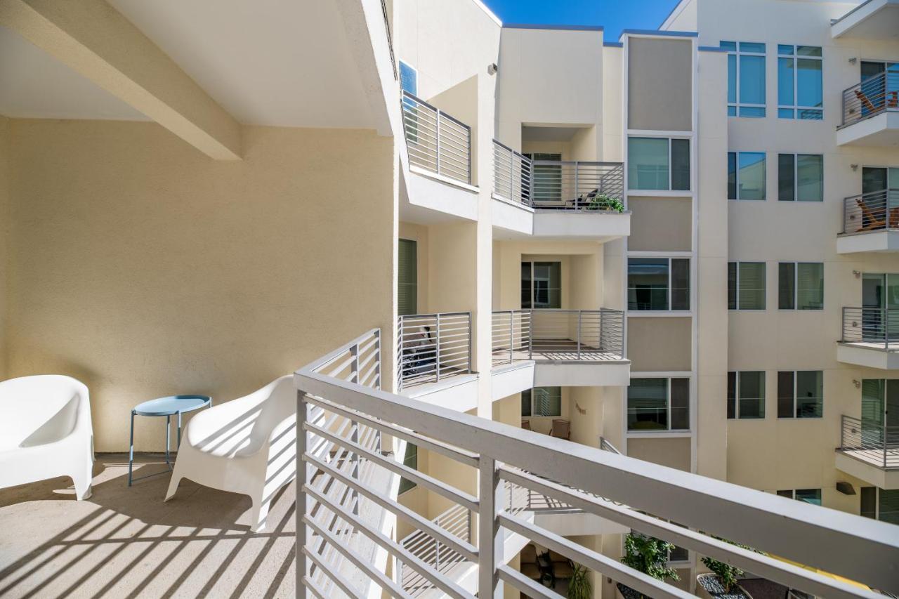 Apartment Luxury Uptown By Wanderjaunt