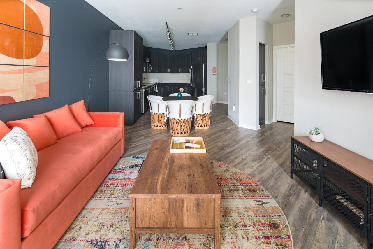 Apartment Luxury Uptown By Wanderjaunt
